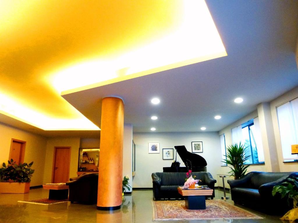 Hotel Romanisio Fossano Dış mekan fotoğraf
