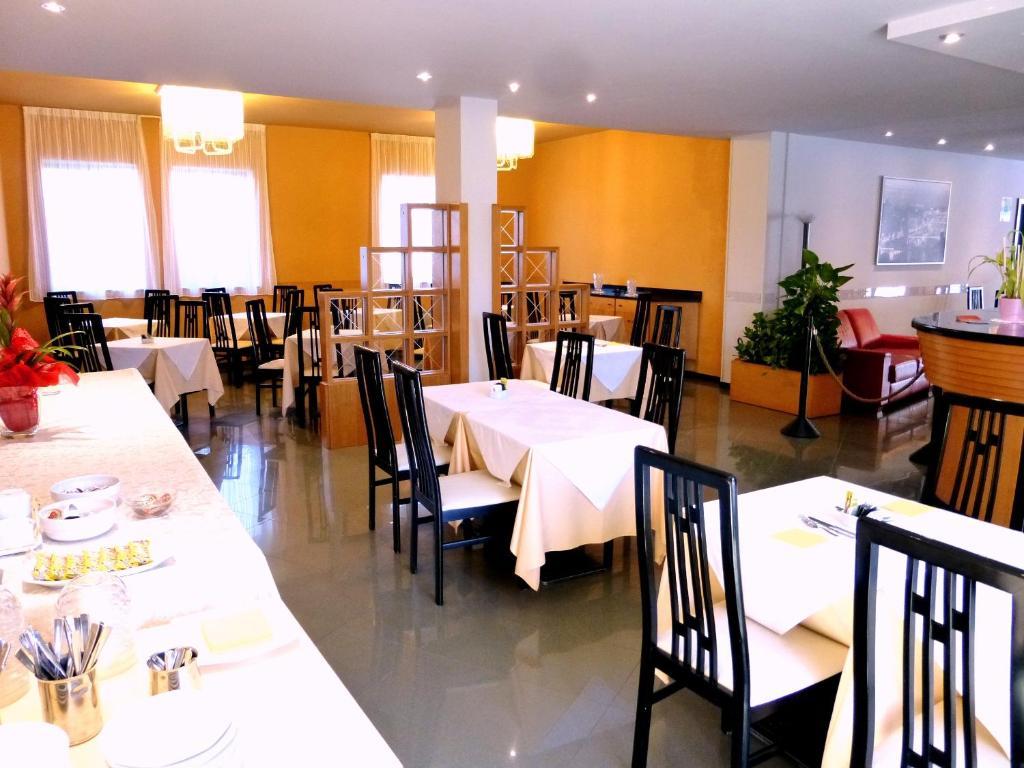 Hotel Romanisio Fossano Dış mekan fotoğraf
